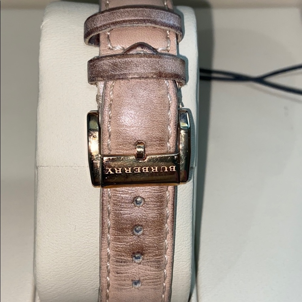 Burberry Watch - Picture 7 of 8